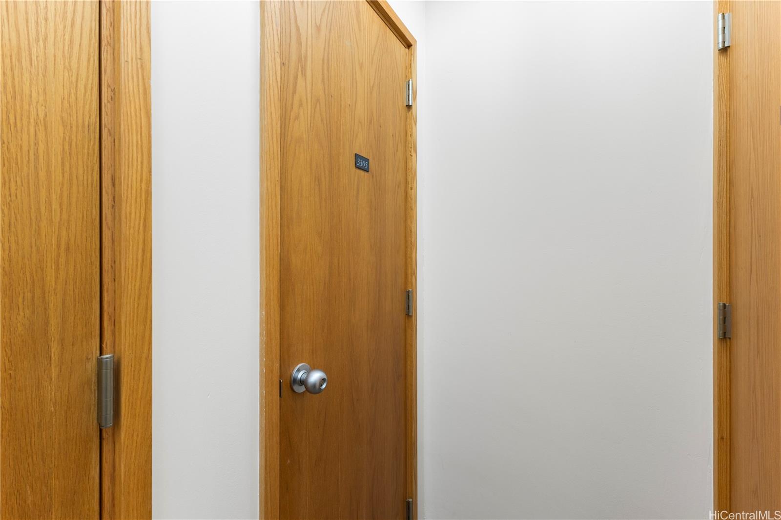 Nauru Tower condo # 3305, Honolulu, Hawaii - photo 22 of 25