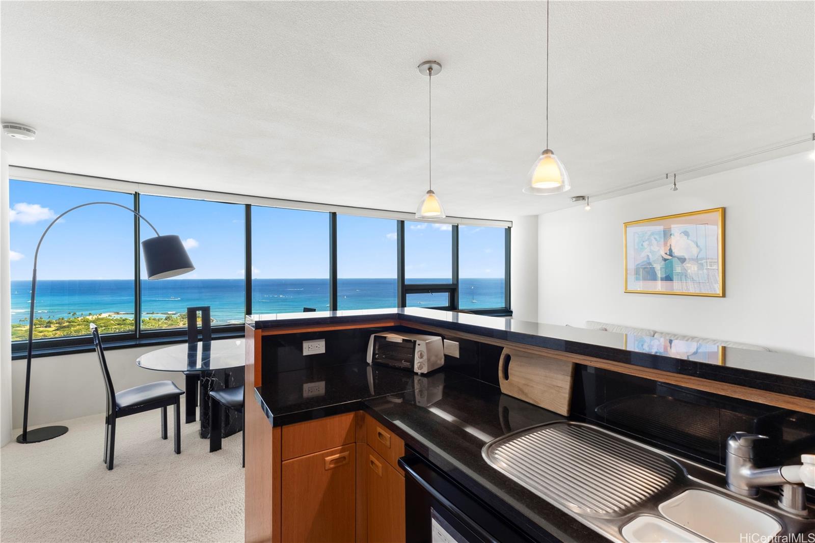 Nauru Tower condo # 3305, Honolulu, Hawaii - photo 6 of 25