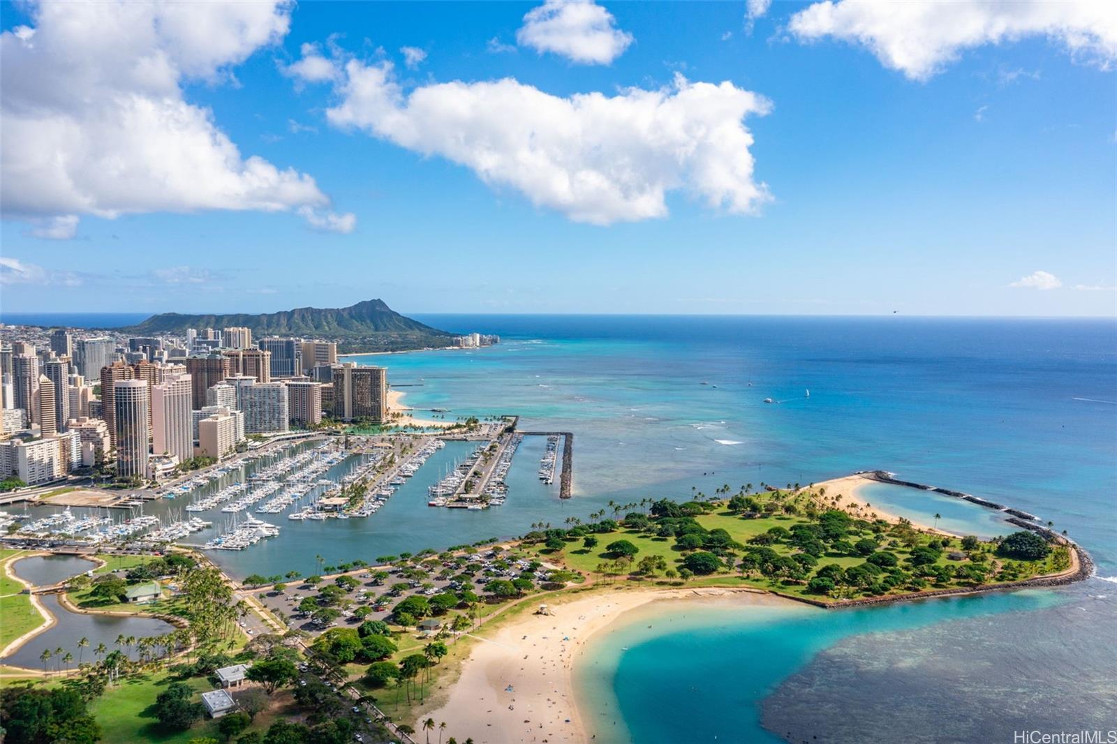 Nauru Tower condo # 3408, Honolulu, Hawaii - photo 4 of 24