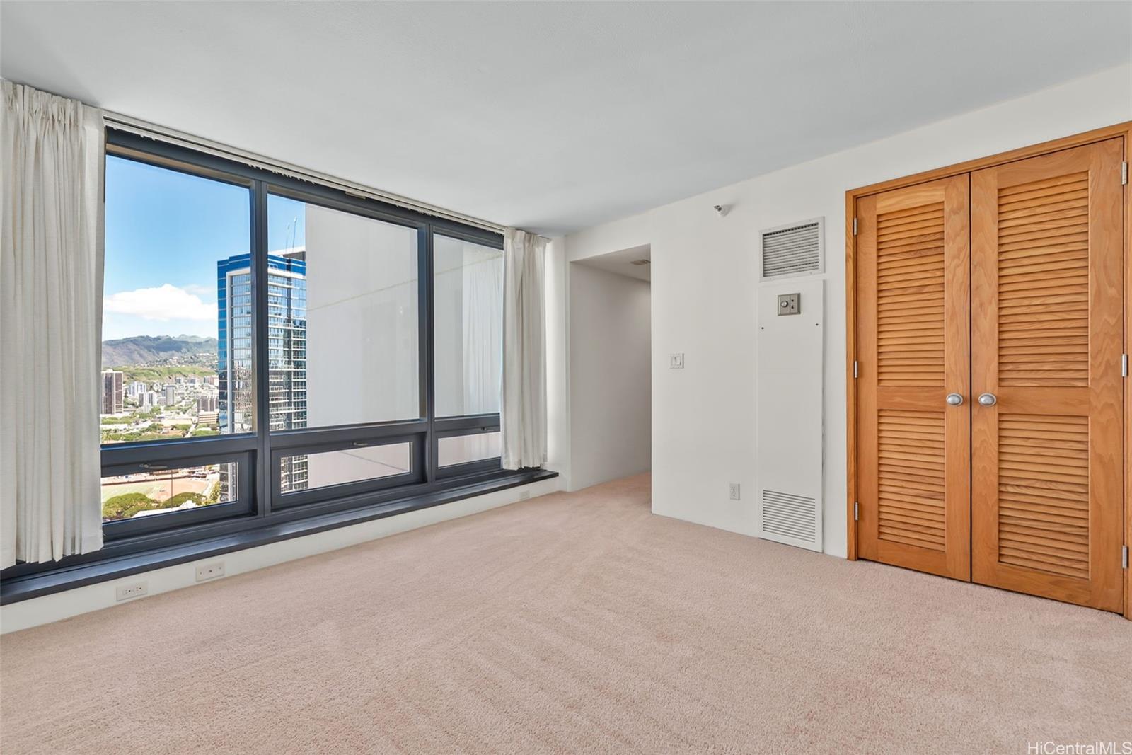 Nauru Tower condo # 3408, Honolulu, Hawaii - photo 20 of 25