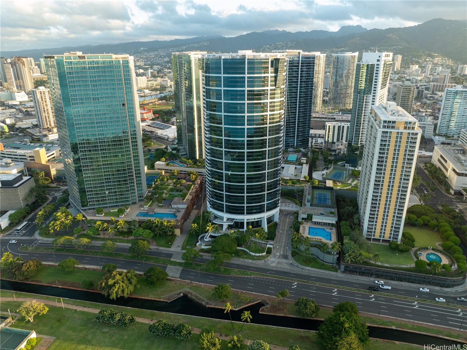 Nauru Tower condo # 3601, Honolulu, Hawaii - photo 2 of 25