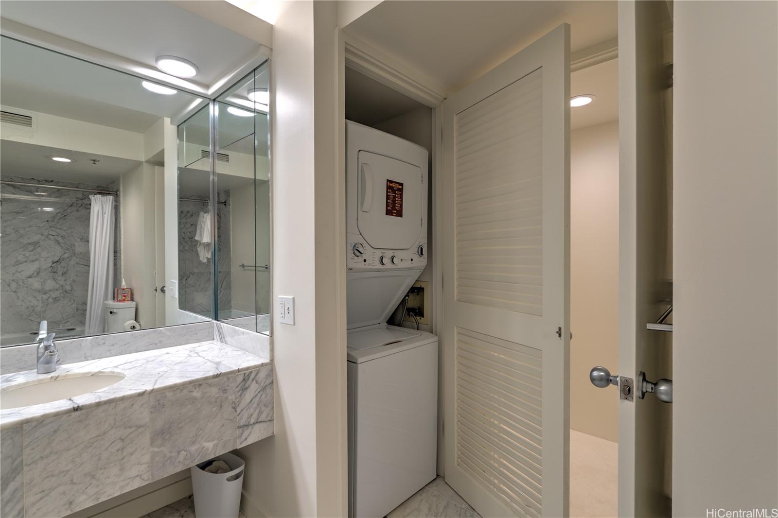 Nauru Tower condo # 3601, Honolulu, Hawaii - photo 12 of 25