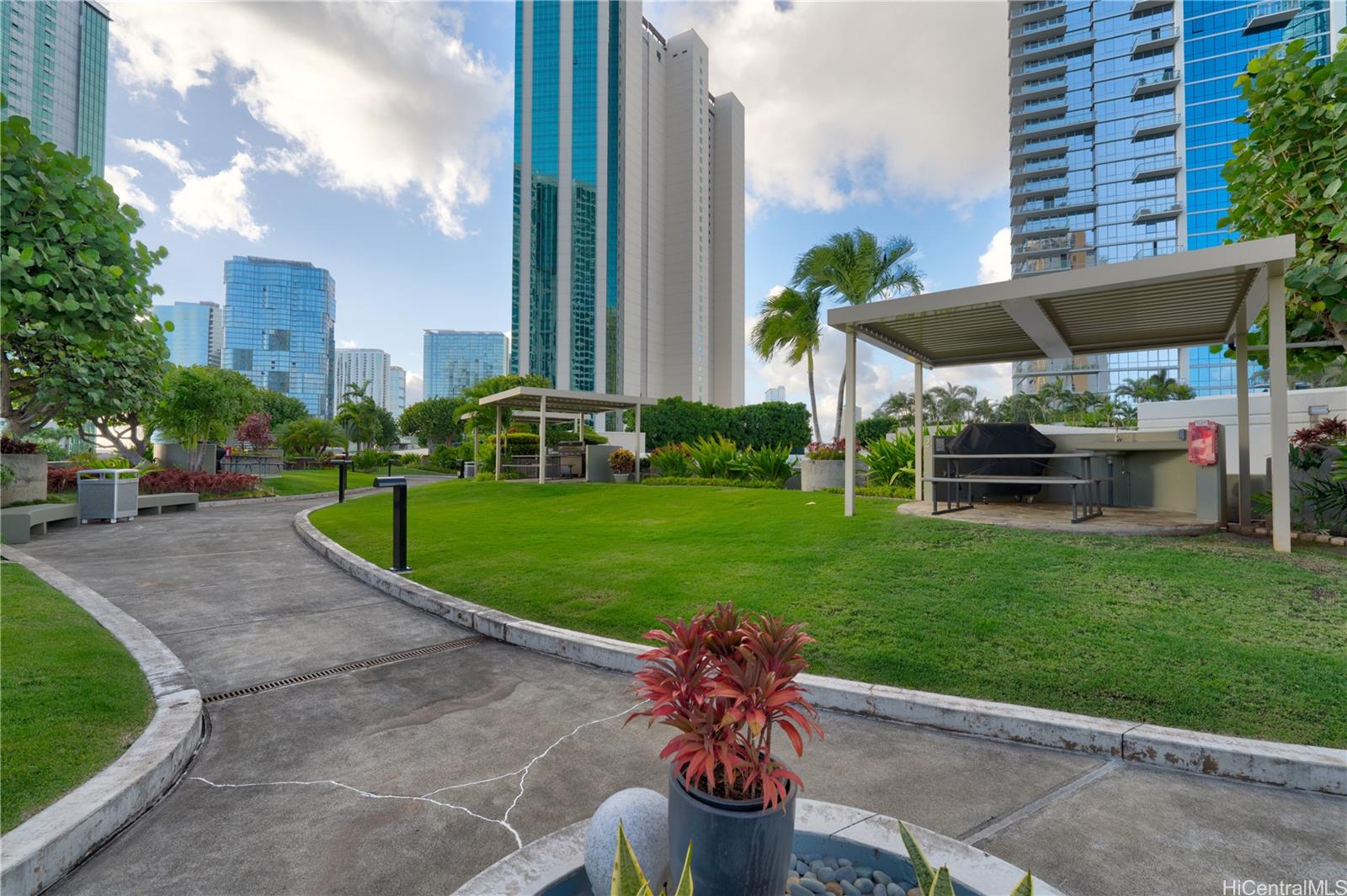 Nauru Tower condo # 3601, Honolulu, Hawaii - photo 18 of 25