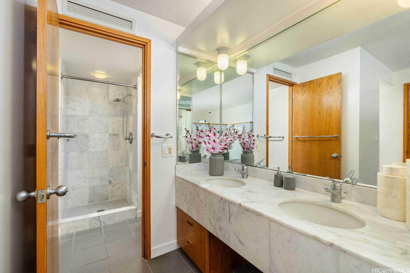 1330 Ala Moana Blvd Honolulu - Rental - photo 20 of 25