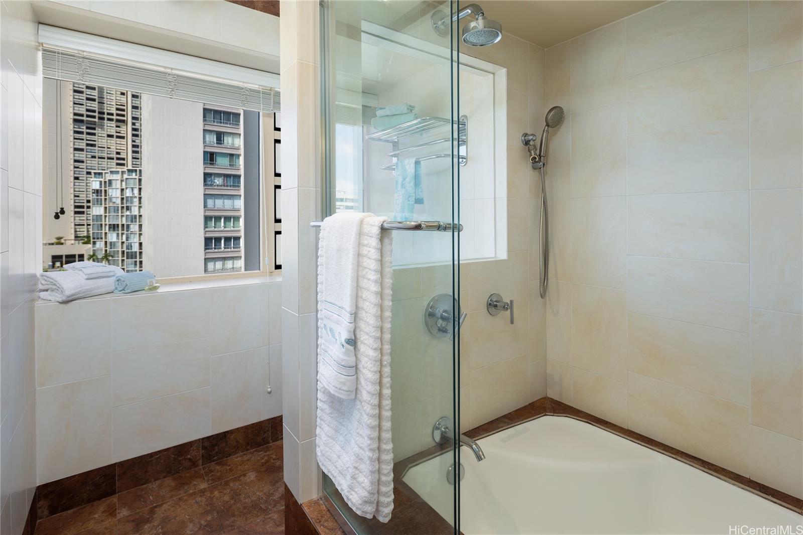 Makiki Regent condo # PH2, Honolulu, Hawaii - photo 15 of 25