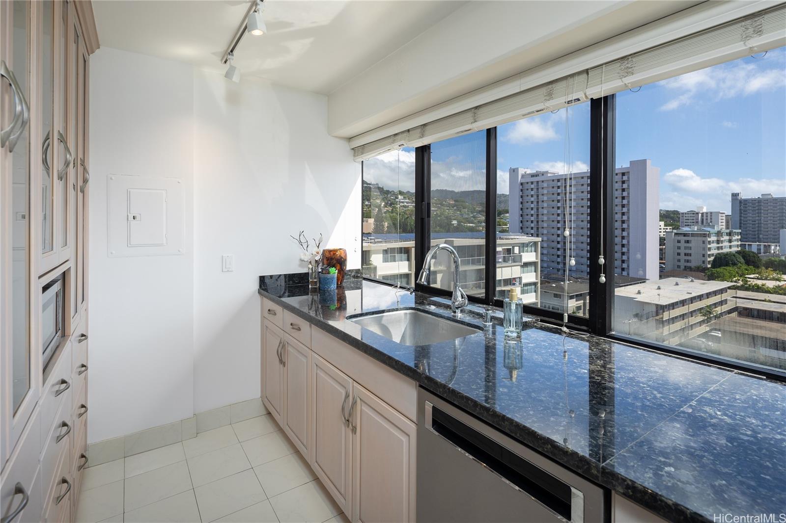 Makiki Regent condo # PH2, Honolulu, Hawaii - photo 10 of 25