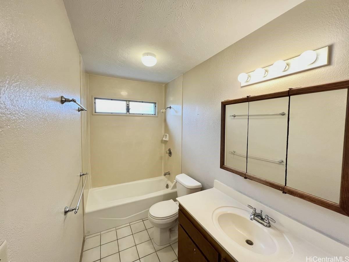 1330 Nanialii St Kailua - Rental - photo 6 of 21