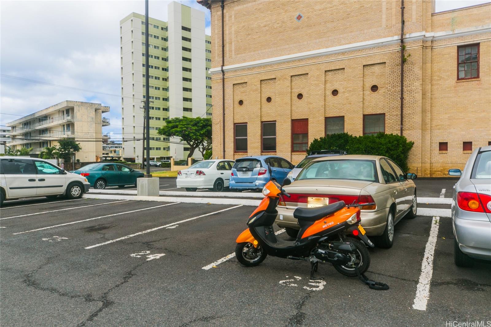 1330 Wilder condo # 212, Honolulu, Hawaii - photo 25 of 25