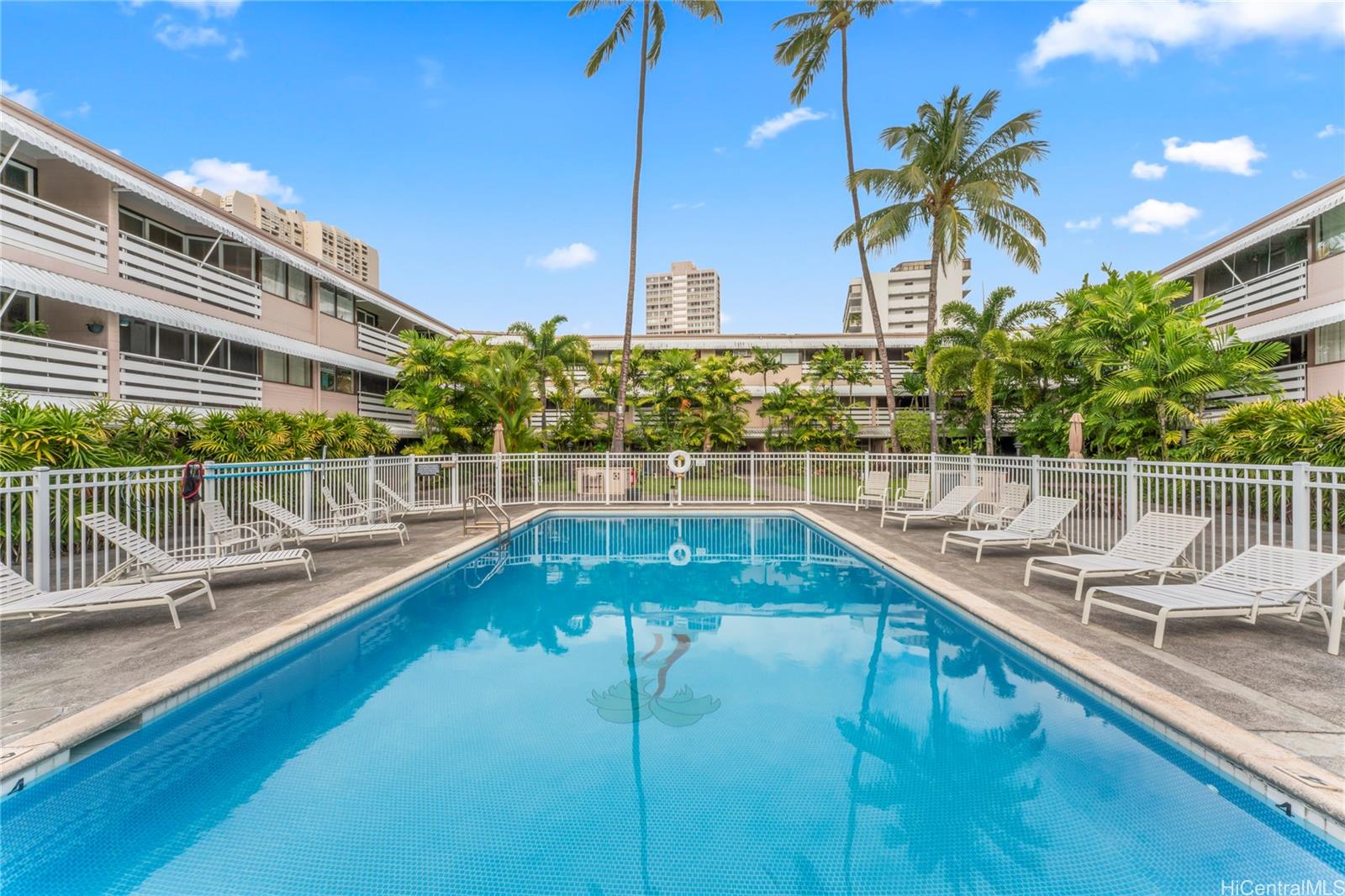 1330 Wilder condo # 306, Honolulu, Hawaii - photo 20 of 25