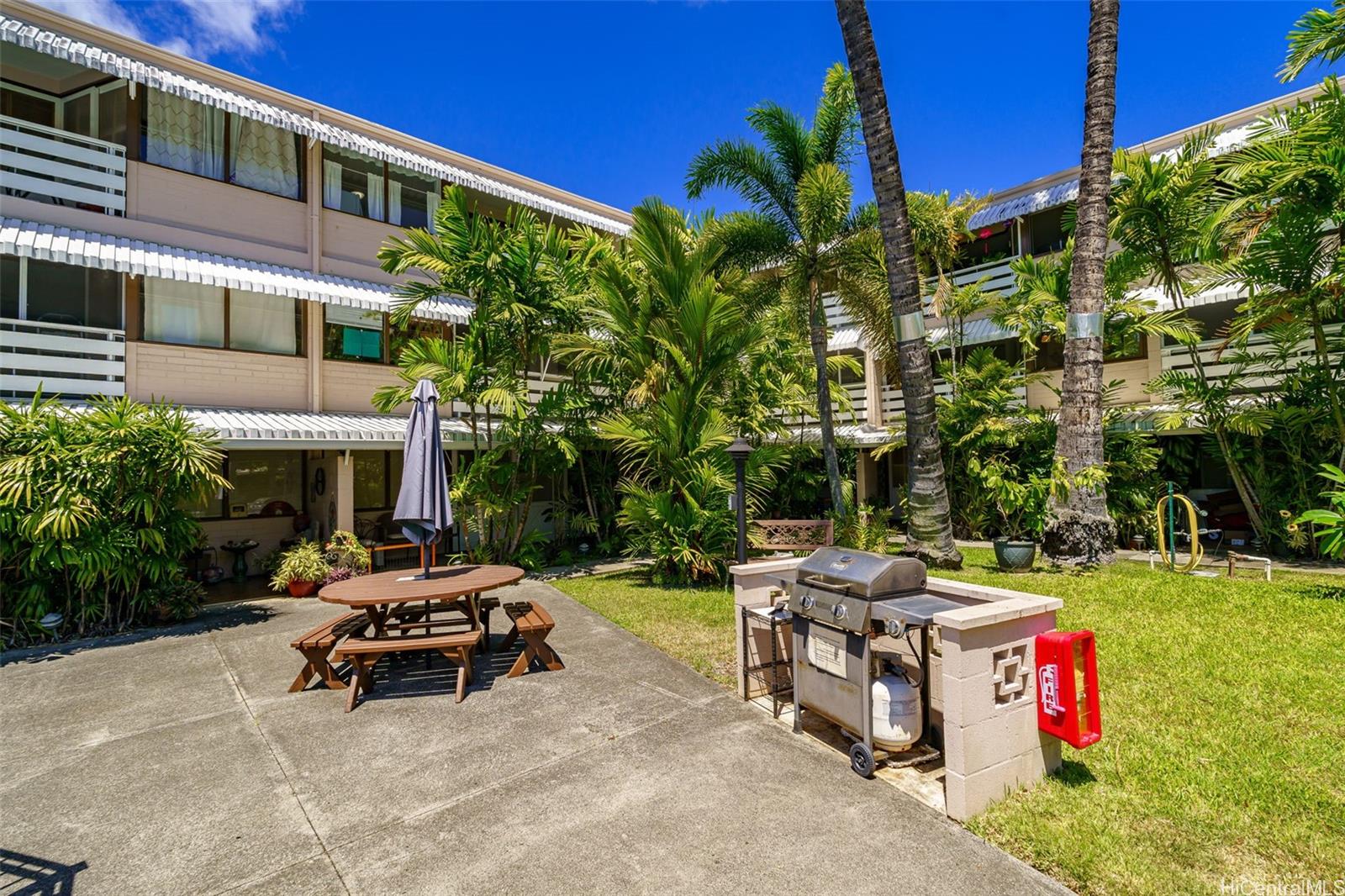 1330 Wilder condo # 321, Honolulu, Hawaii - photo 15 of 25