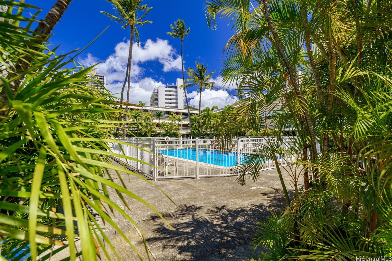 1330 Wilder condo # 321, Honolulu, Hawaii - photo 17 of 25