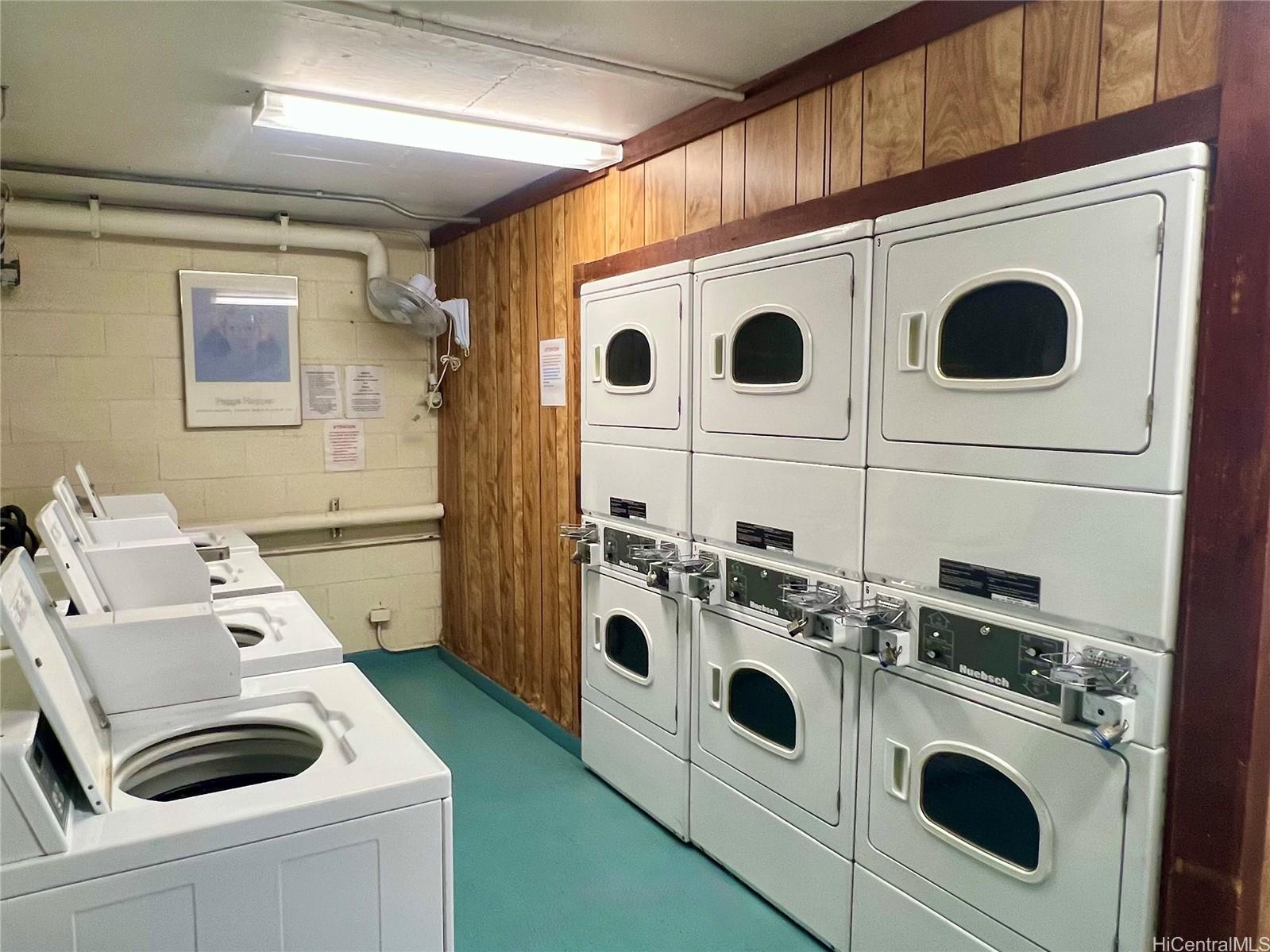 1330 Wilder Ave Honolulu - Rental - photo 13 of 17