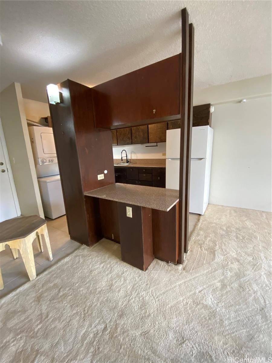 1333 Heulu St Honolulu - Rental - photo 3 of 7