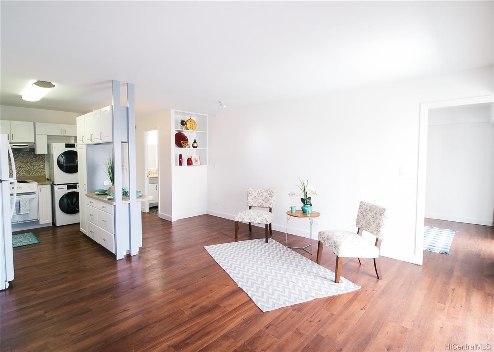 Princess Kealoha 902, 1333 Heulu Street, Honolulu Makiki Area condo Sold