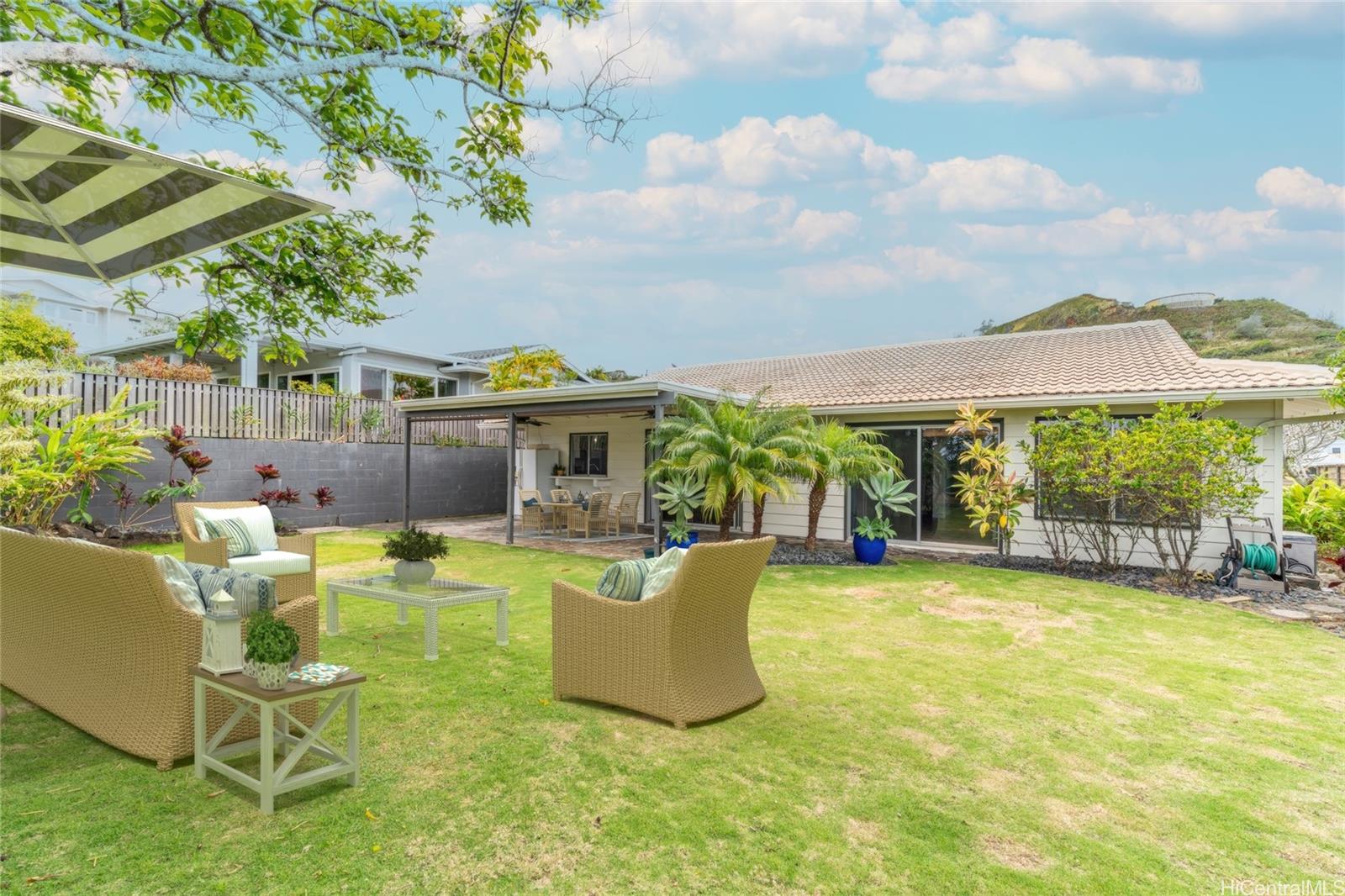 1335  Onioni Street Keolu Hills, Kailua home - photo 2 of 25