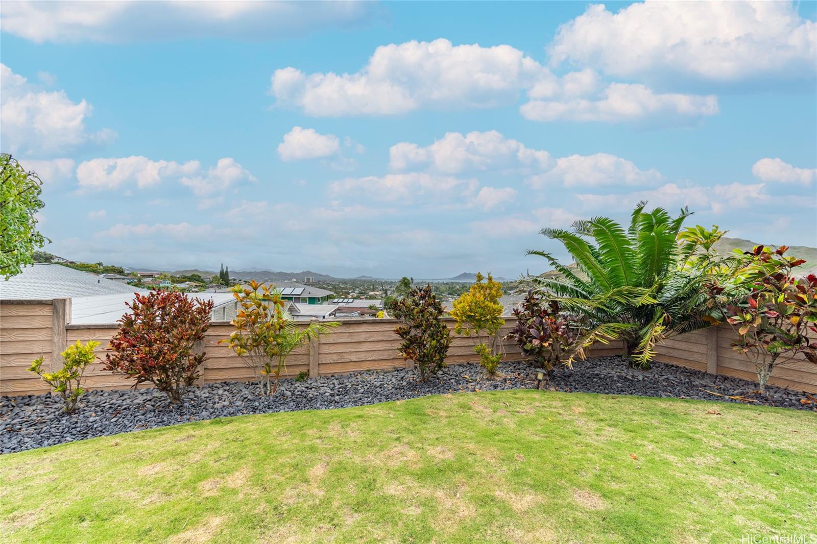 1335  Onioni Street Keolu Hills, Kailua home - photo 4 of 25