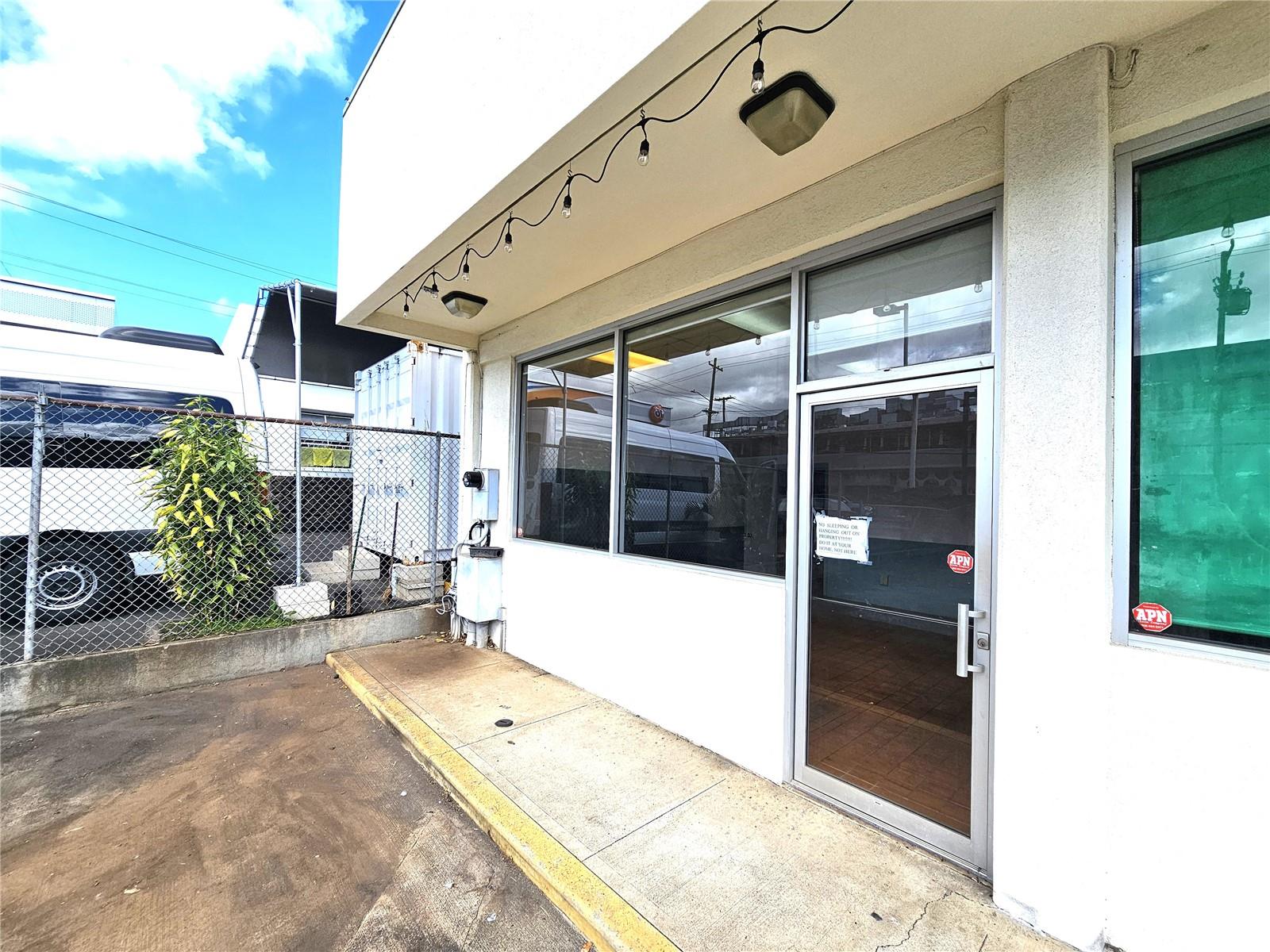 1336 School Street Honolulu Oahu commercial real estate photo10 of 12