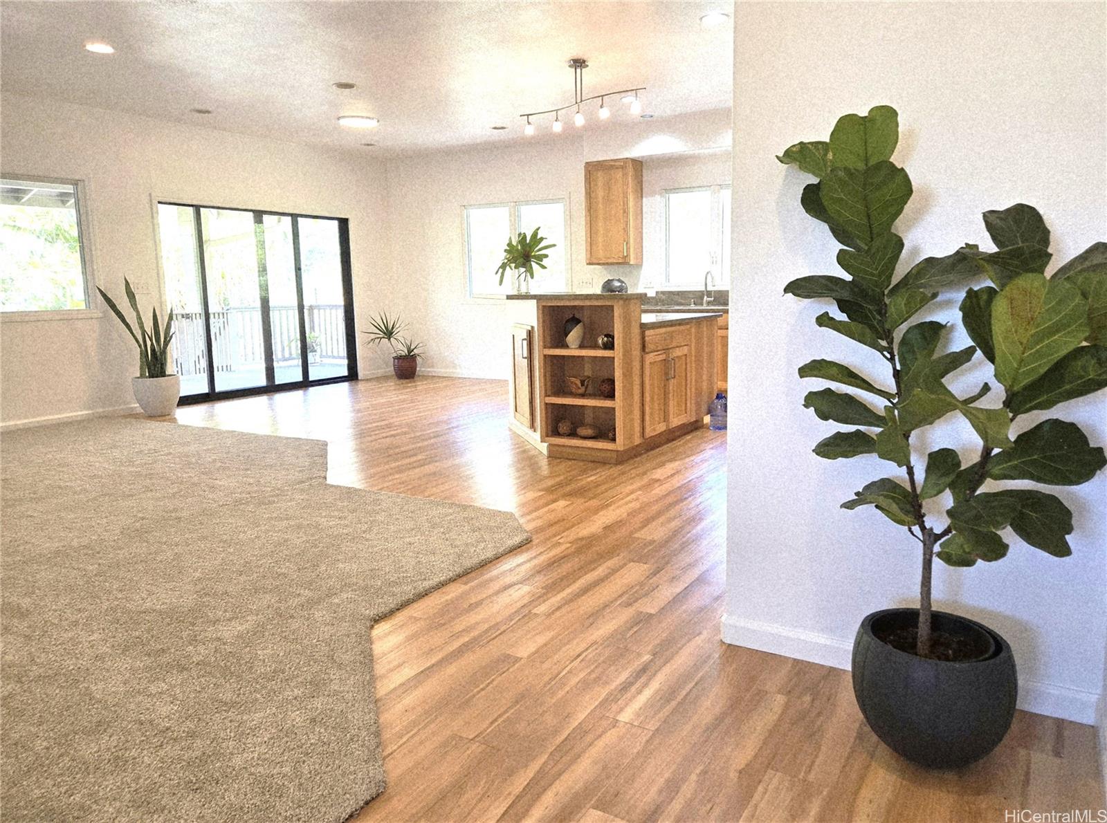 1337  Kuuna Pl Keolu Hills, Kailua home - photo 2 of 21