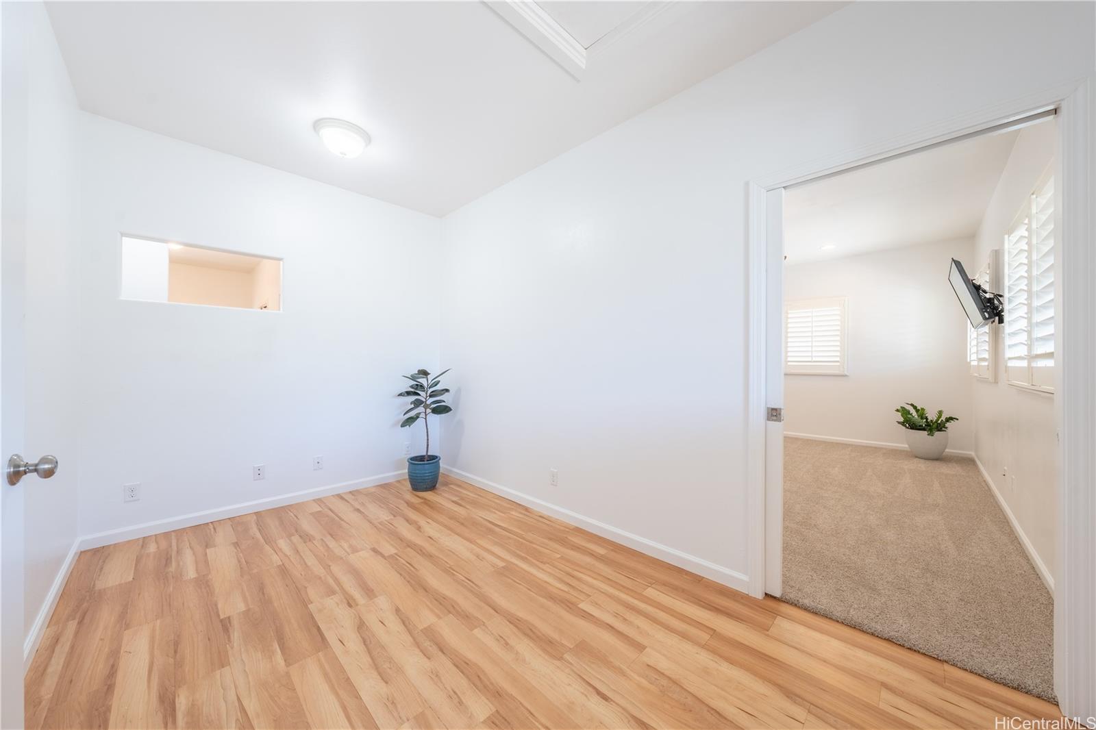 1337  Kuuna Pl Keolu Hills, Kailua home - photo 10 of 21