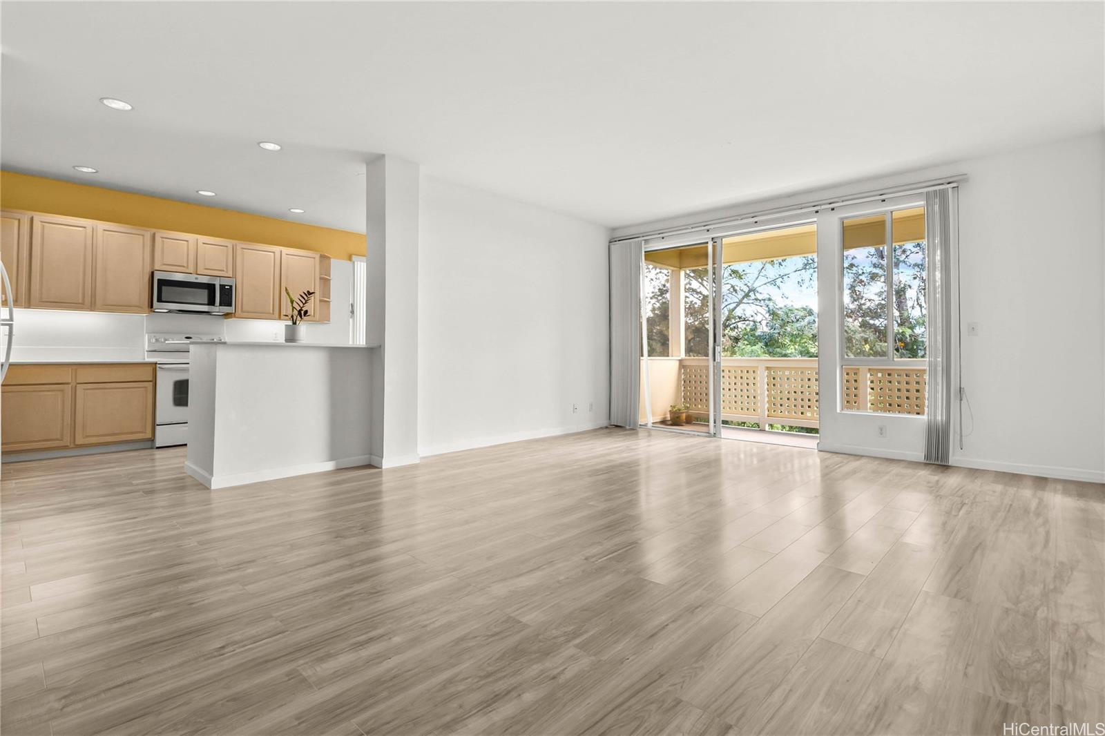 1337 Moanalualani Way townhouse # #11B, Honolulu, Hawaii - photo 3 of 15