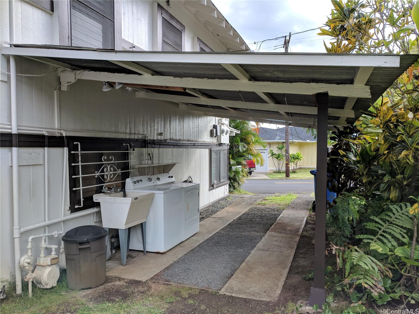 134 Huanu Street Honolulu - Rental - photo 6 of 24