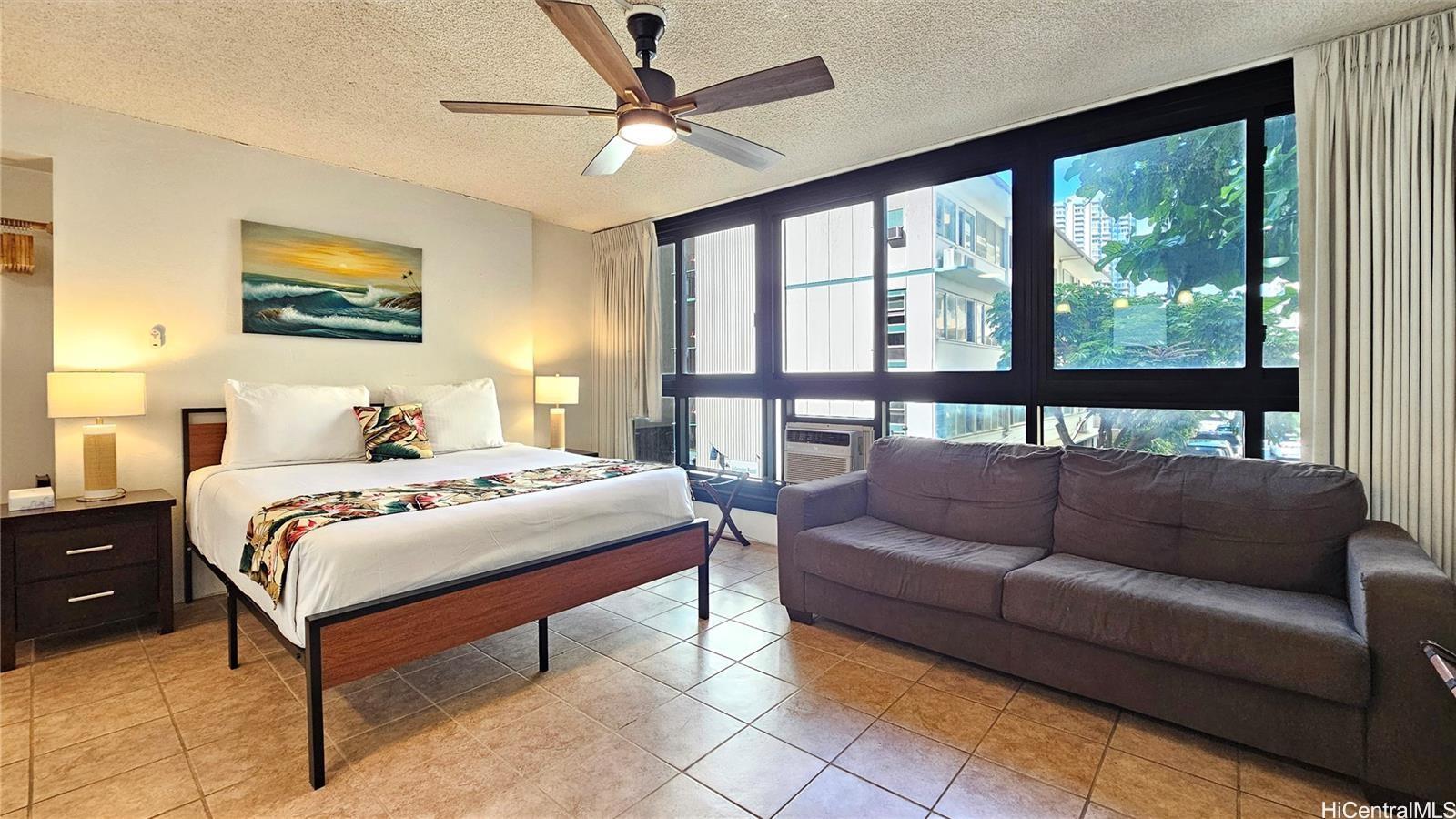 Waikiki Grand Hotel condo # 220, Honolulu, Hawaii - photo 6 of 21