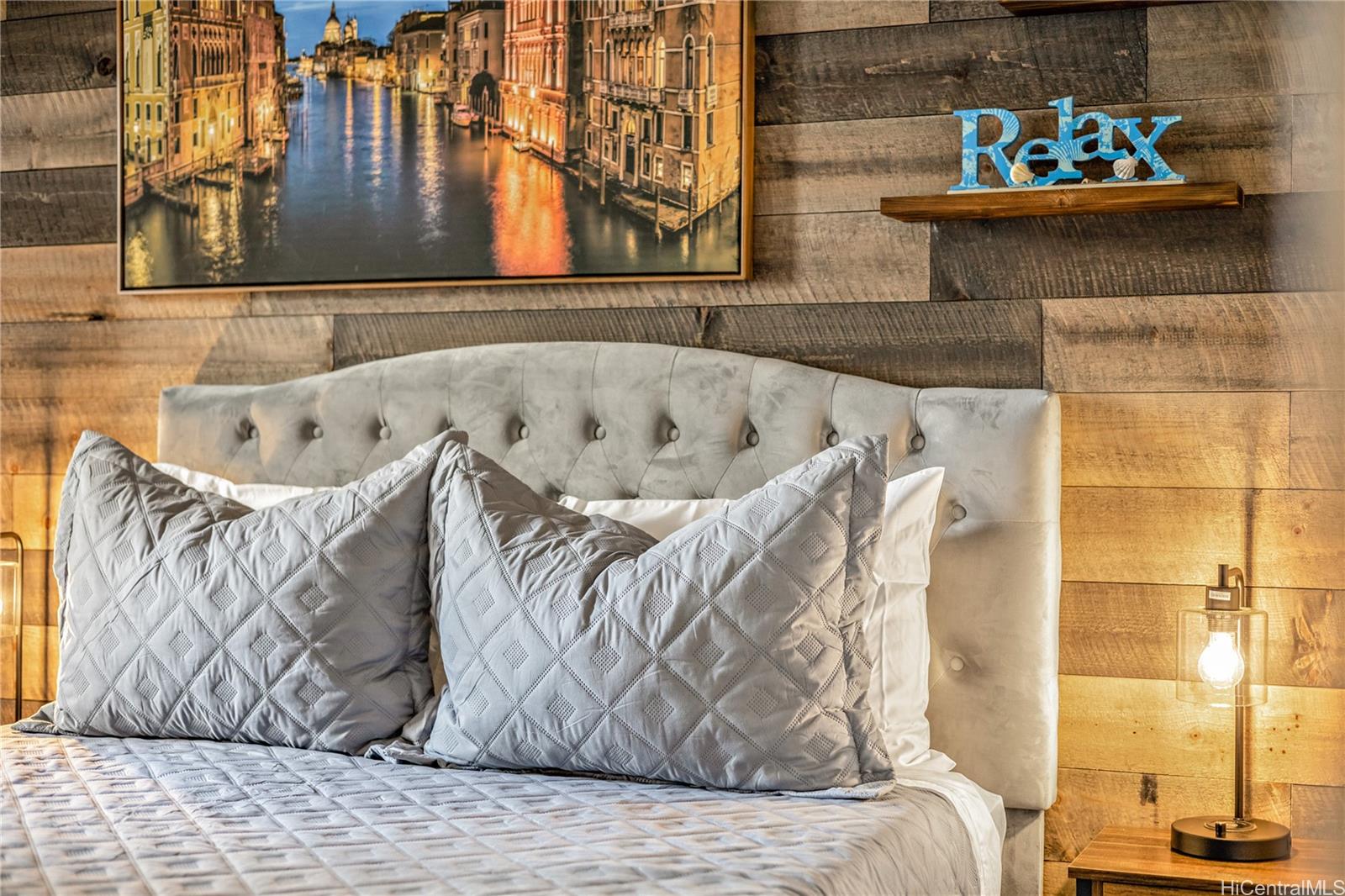 Waikiki Grand Hotel condo # 303, Honolulu, Hawaii - photo 11 of 25