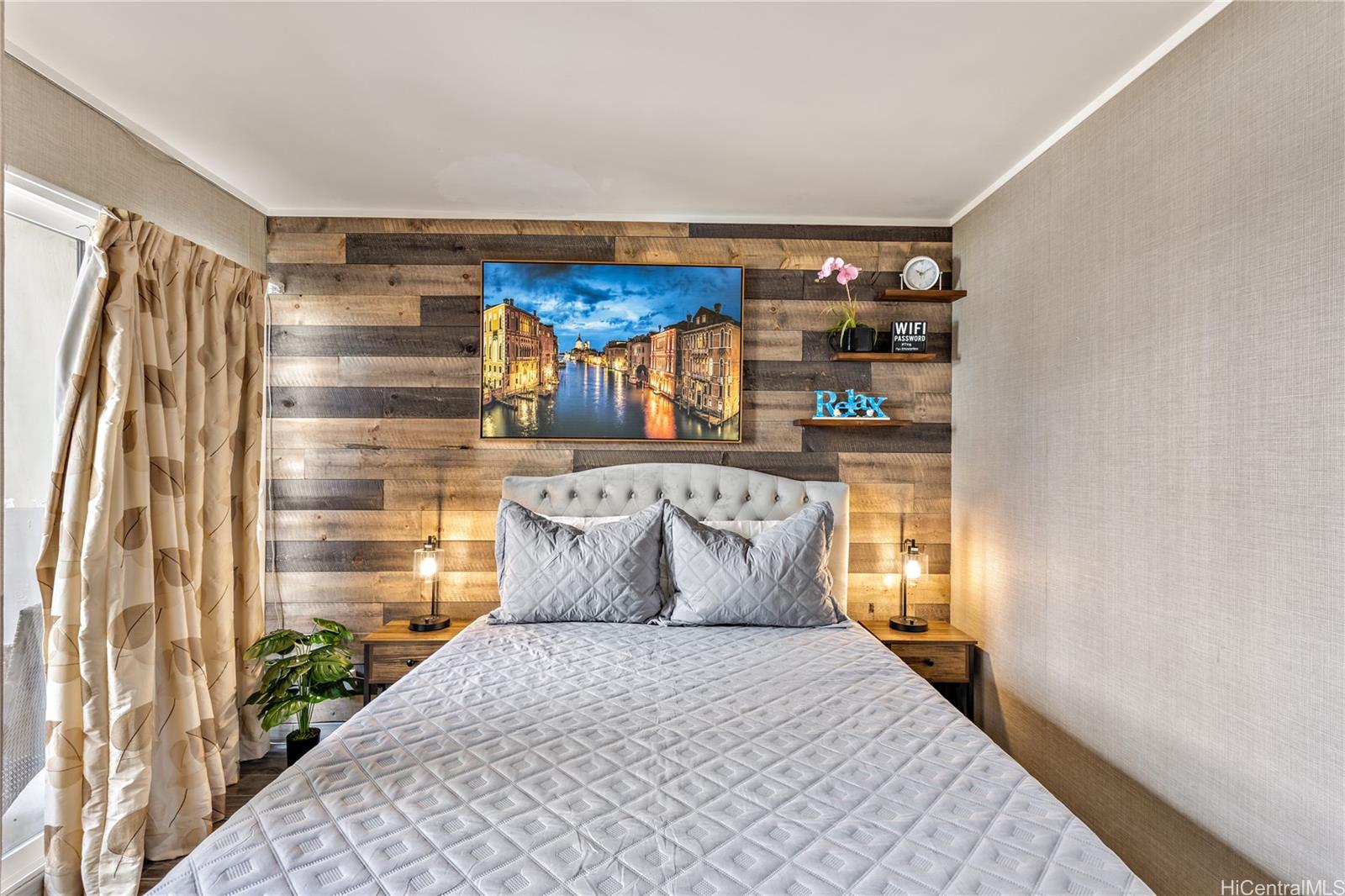 Waikiki Grand Hotel condo # 303, Honolulu, Hawaii - photo 8 of 25