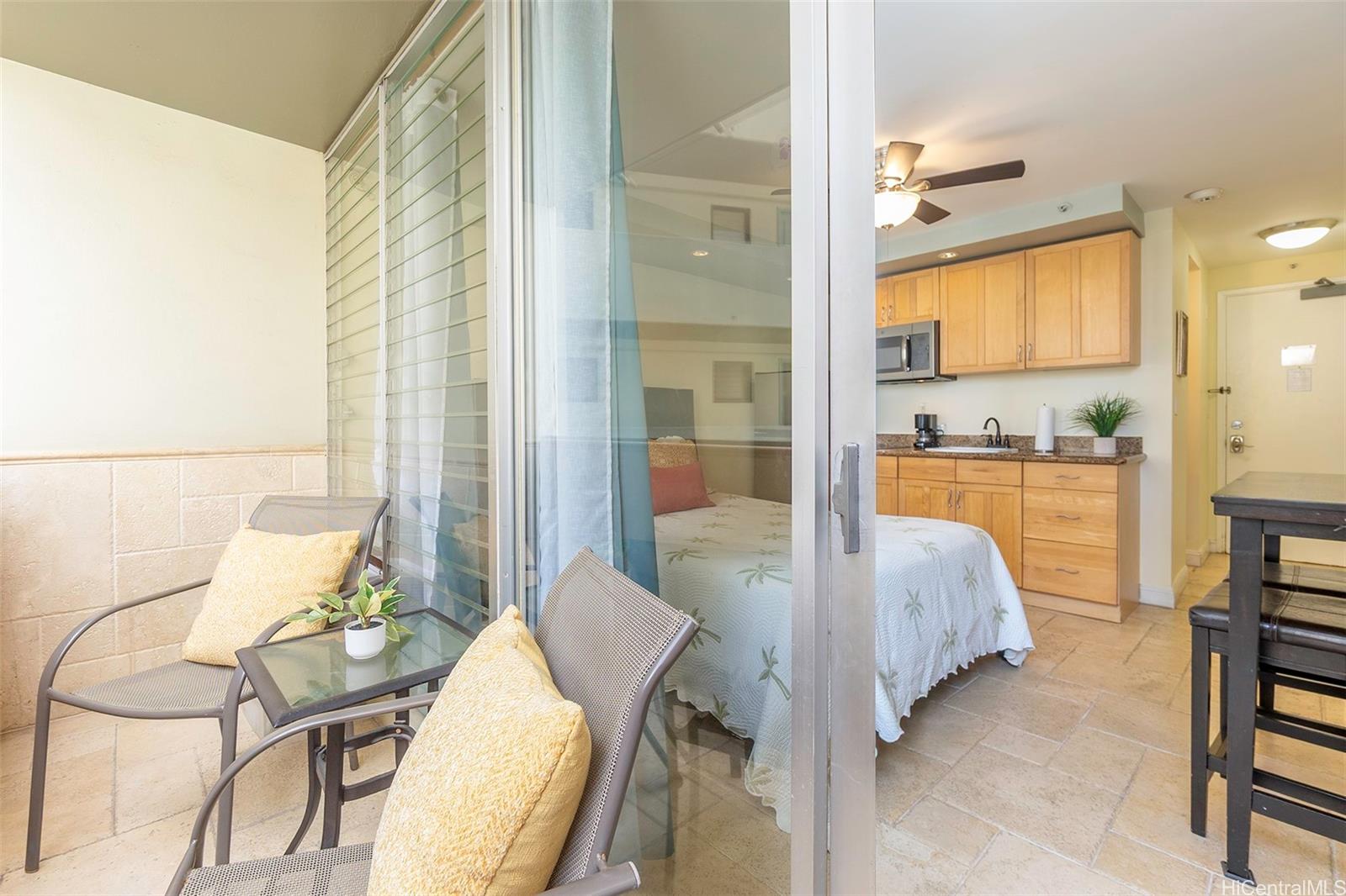 Waikiki Grand Hotel condo # 501, Honolulu, Hawaii - photo 6 of 25