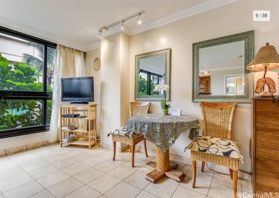 Waikiki Grand Hotel condo # 518, Honolulu, Hawaii - photo 10 of 14