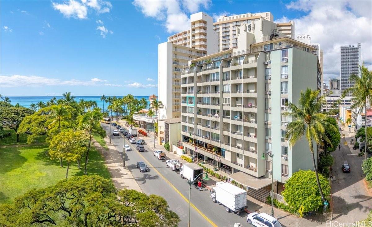 Waikiki Grand Hotel condo # 609, Honolulu, Hawaii - photo 3 of 25