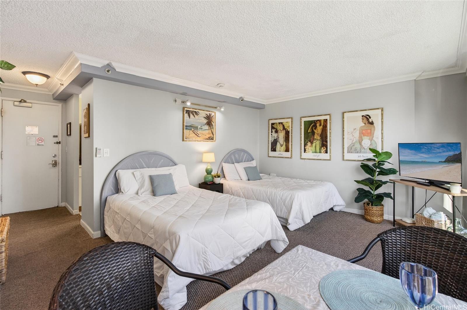 Waikiki Grand Hotel condo # 618, Honolulu, Hawaii - photo 2 of 21