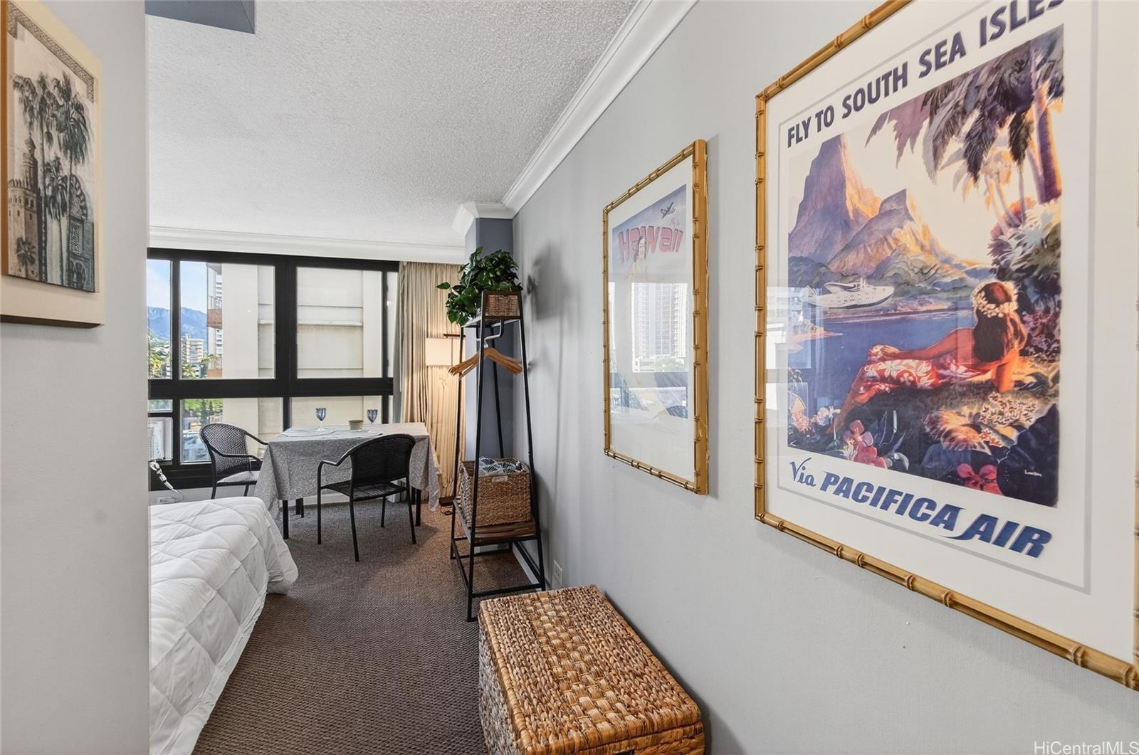 Waikiki Grand Hotel condo # 618, Honolulu, Hawaii - photo 16 of 21