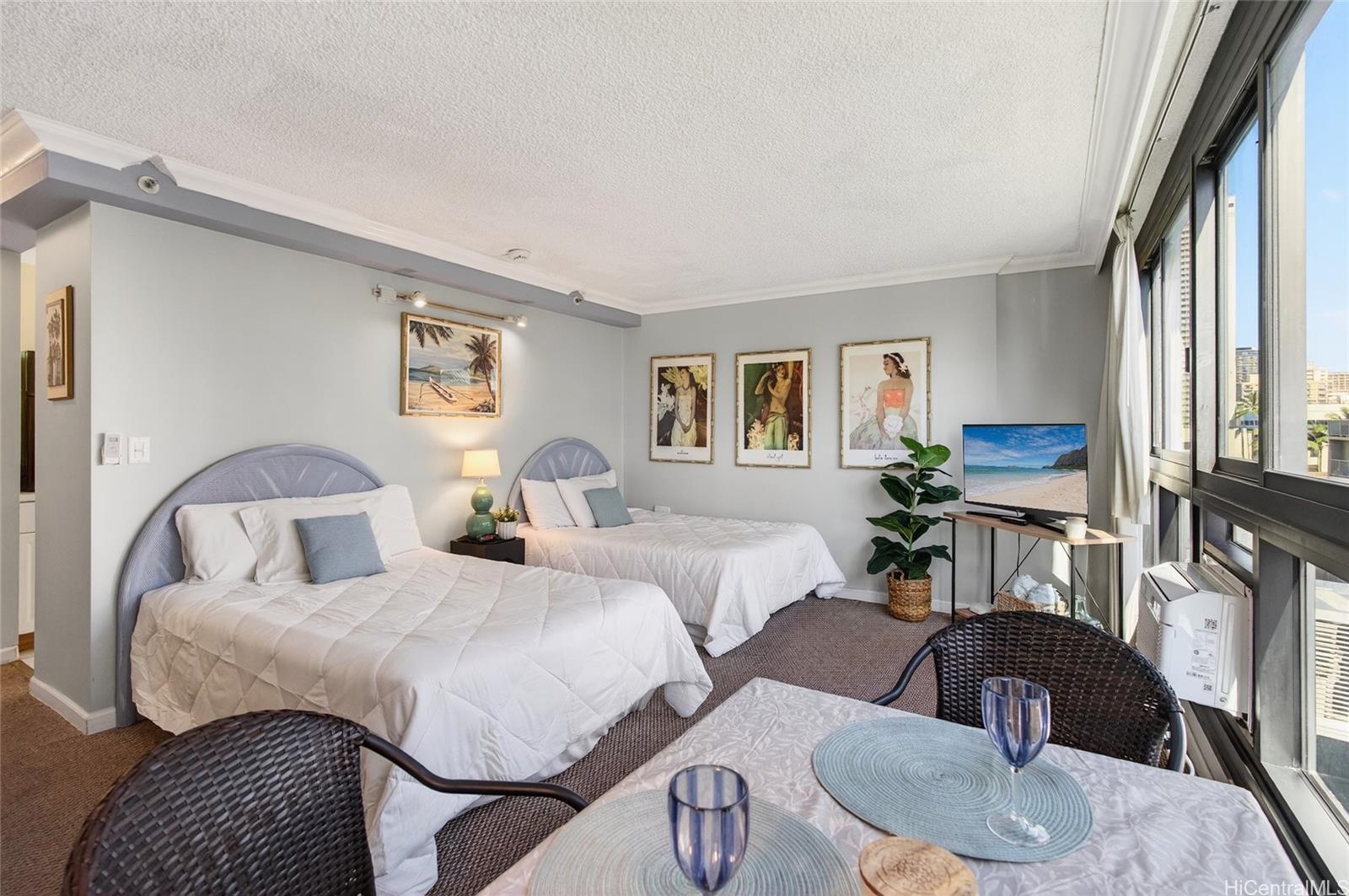 Waikiki Grand Hotel condo # 618, Honolulu, Hawaii - photo 19 of 21