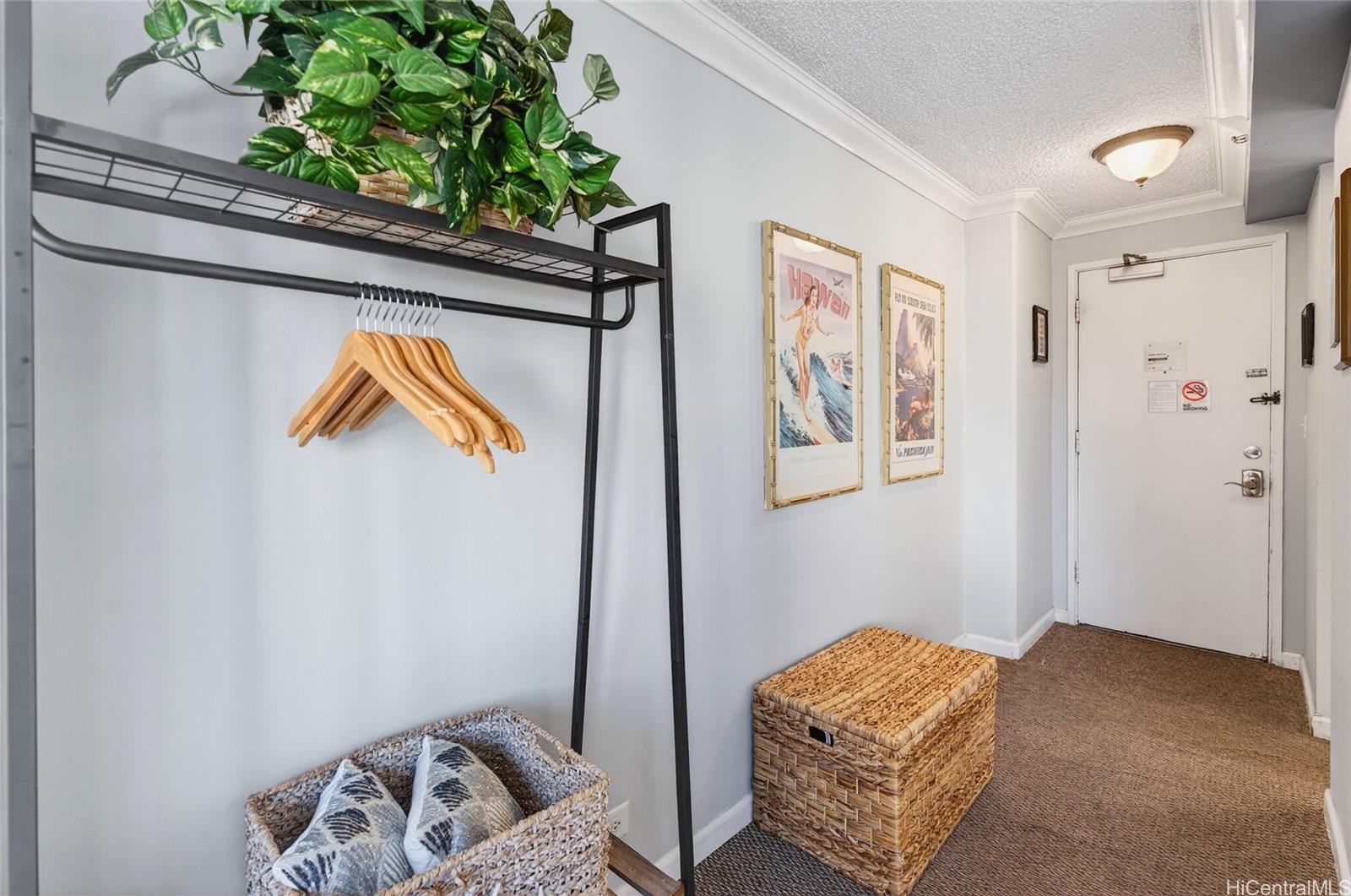 Waikiki Grand Hotel condo # 618, Honolulu, Hawaii - photo 8 of 21