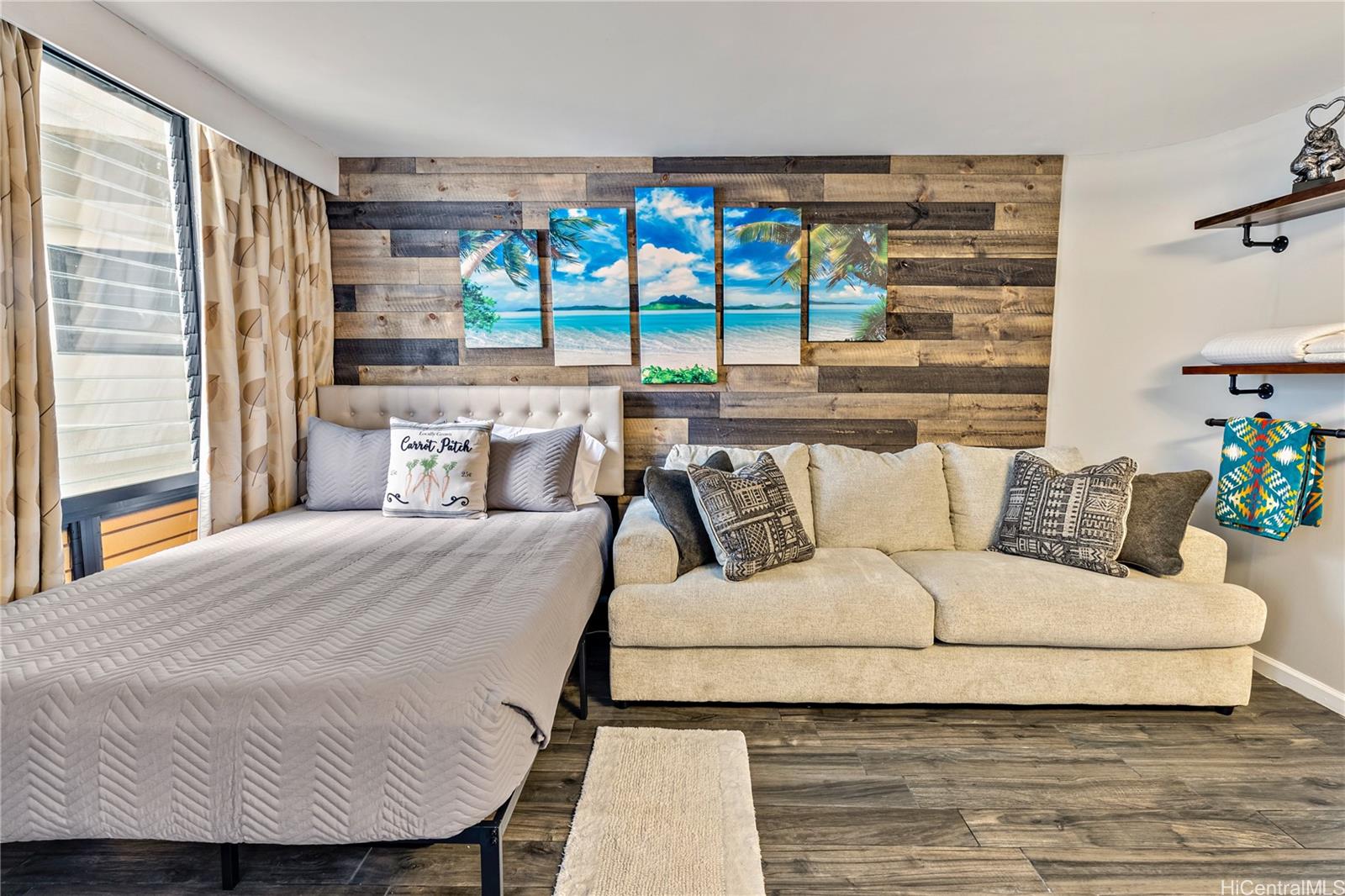 Waikiki Grand Hotel condo # 700, Honolulu, Hawaii - photo 2 of 24