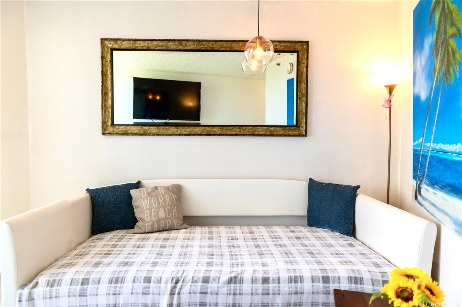 Waikiki Grand Hotel condo # 707, Honolulu, Hawaii - photo 5 of 23