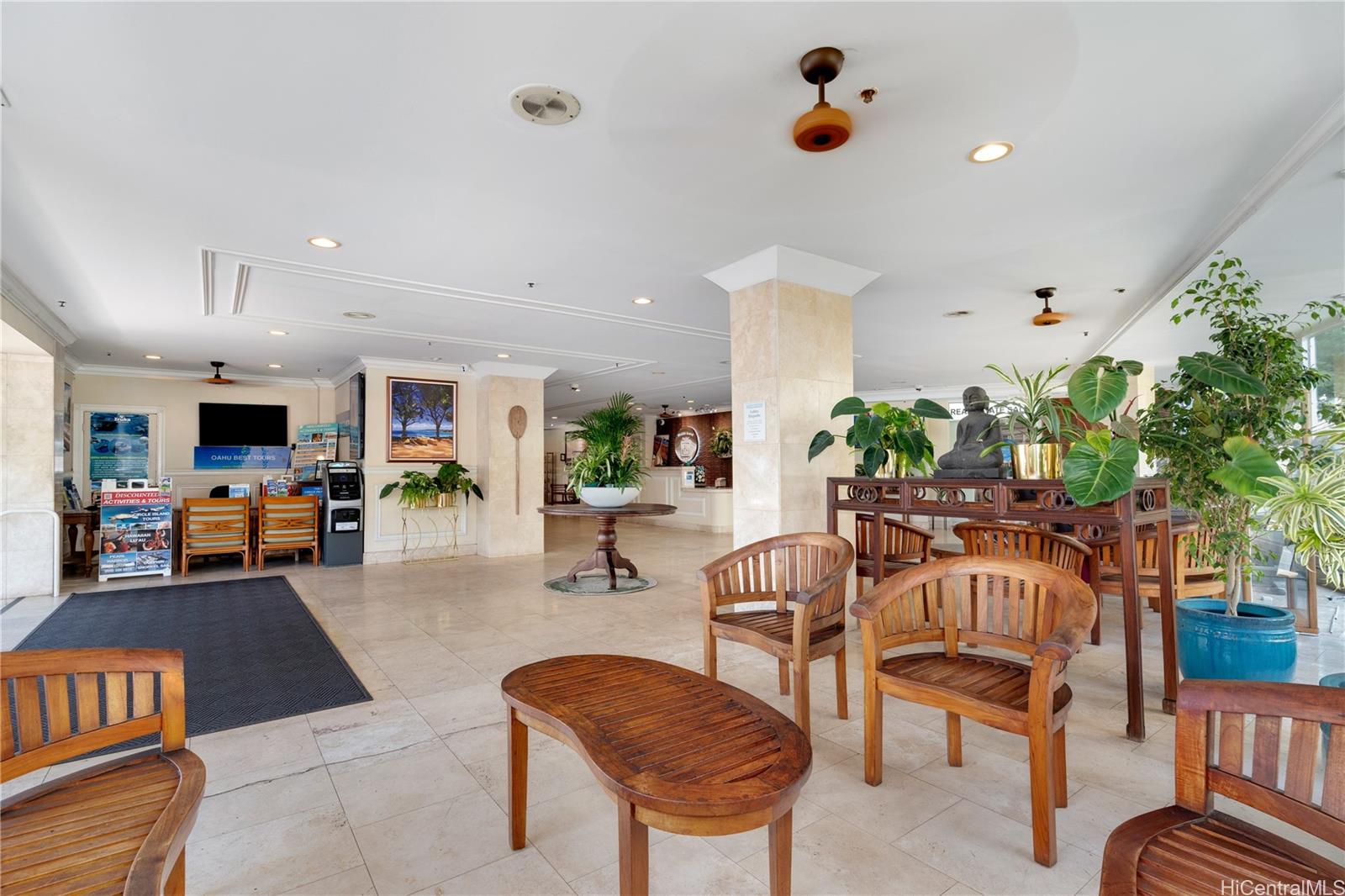 Waikiki Grand Hotel condo # 716, Honolulu, Hawaii - photo 17 of 24