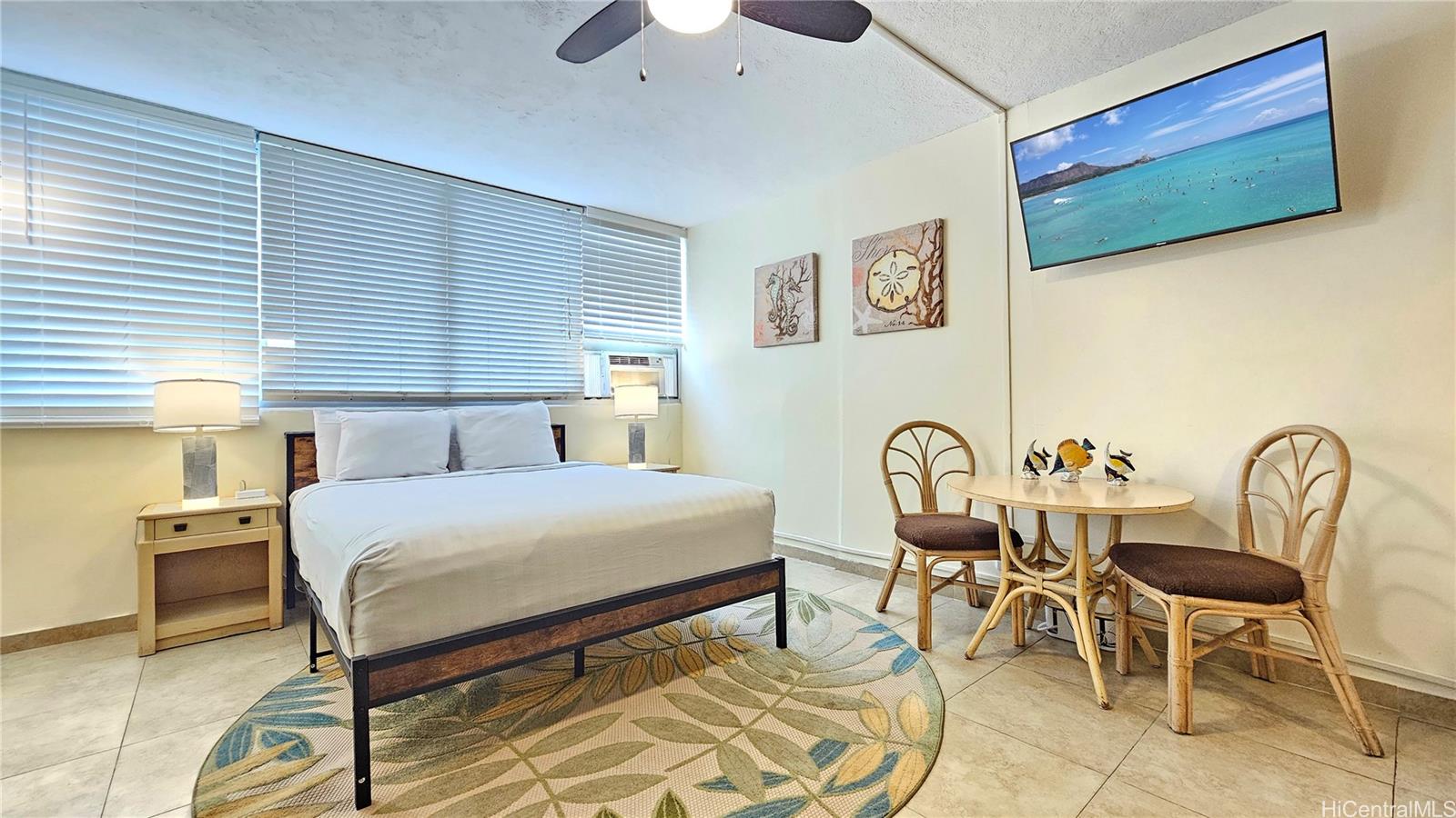 Waikiki Grand Hotel condo # 801, Honolulu, Hawaii - photo 6 of 17