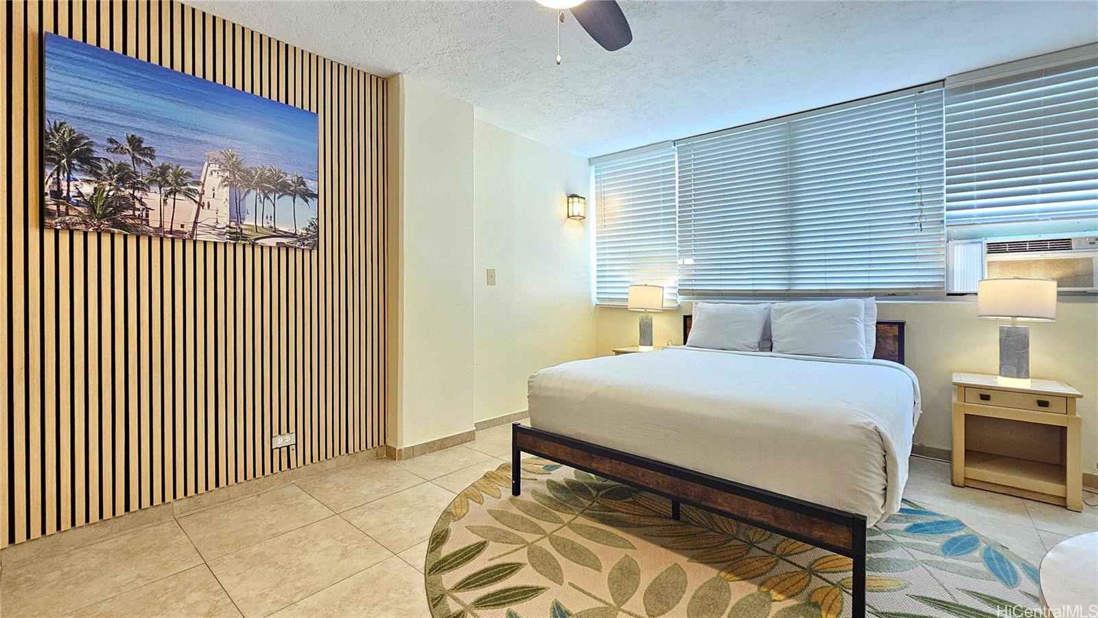 Waikiki Grand Hotel condo # 801, Honolulu, Hawaii - photo 7 of 17