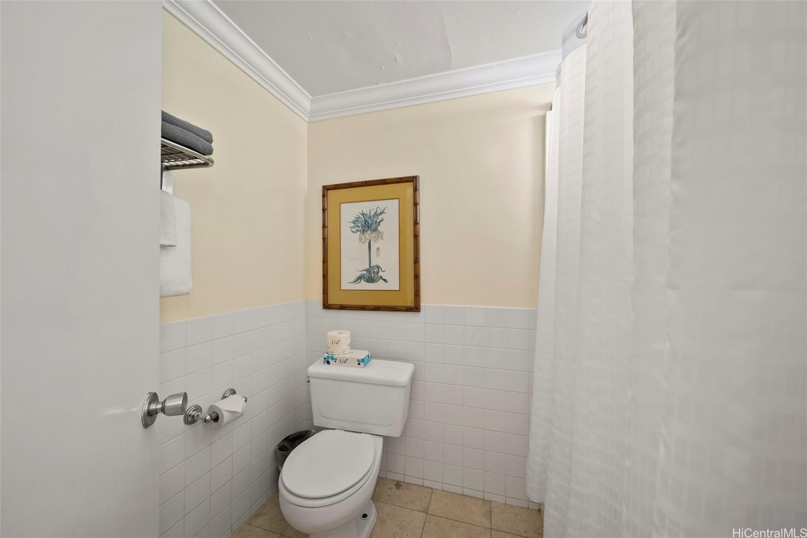 Waikiki Grand Hotel condo # 822, Honolulu, Hawaii - photo 14 of 22