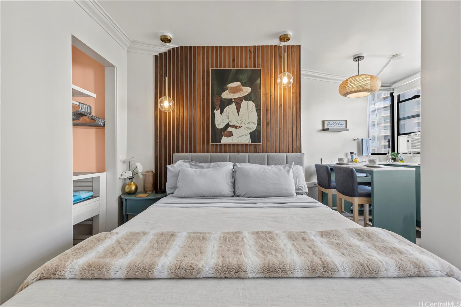 Waikiki Grand Hotel condo # 906, Honolulu, Hawaii - photo 2 of 21