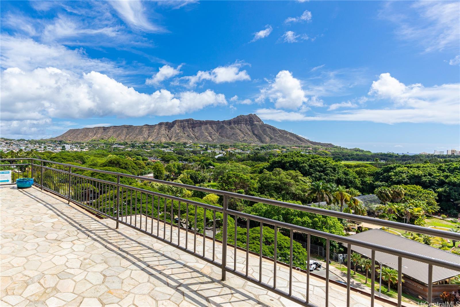 Waikiki Grand Hotel condo # 920, Honolulu, Hawaii - photo 13 of 21
