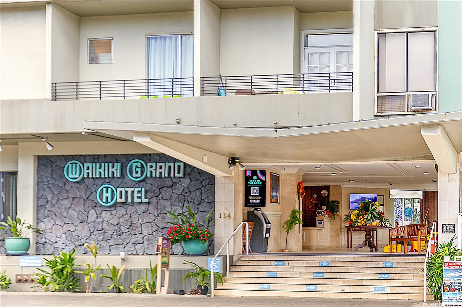 Waikiki Grand Hotel condo # 920, Honolulu, Hawaii - photo 19 of 21