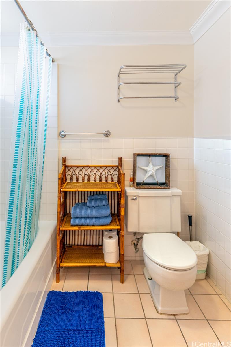 Waikiki Grand Hotel condo # 920, Honolulu, Hawaii - photo 10 of 21