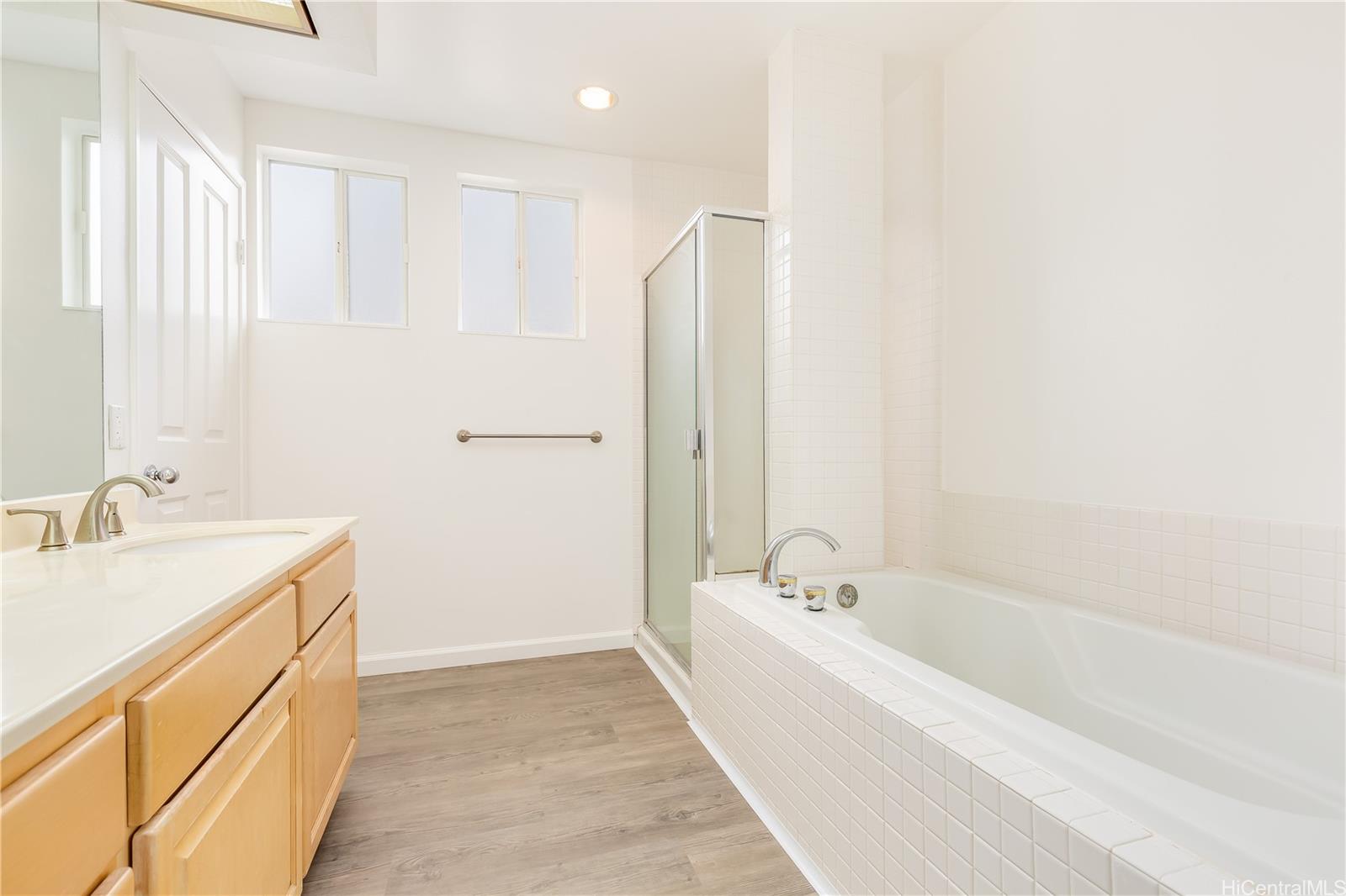 1340 Moanalualani Place townhouse # 4D, Honolulu, Hawaii - photo 21 of 25