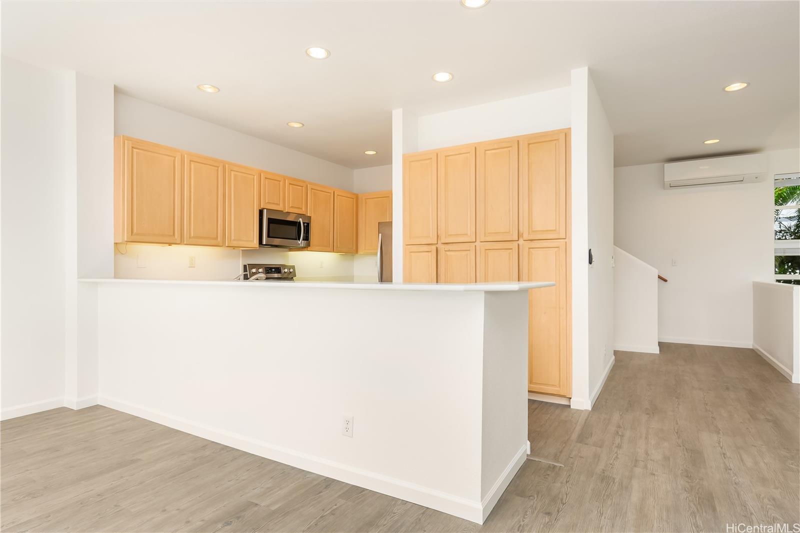 1340 Moanalualani Place townhouse # 4D, Honolulu, Hawaii - photo 5 of 25