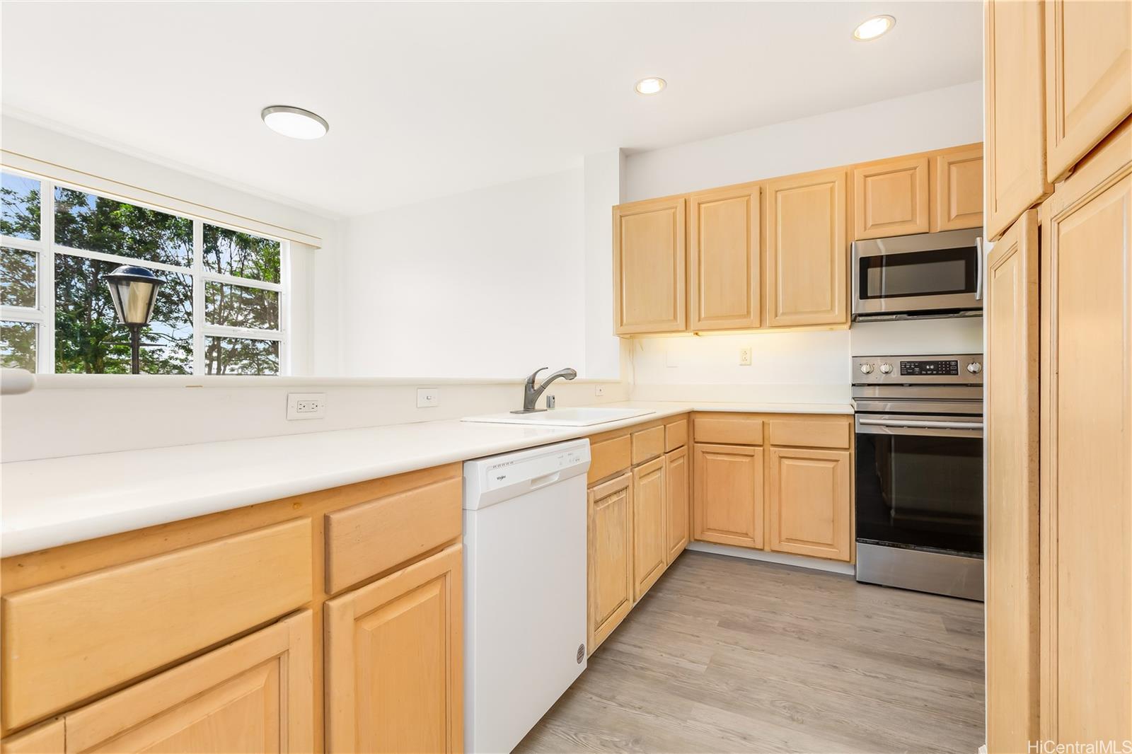 1340 Moanalualani Place townhouse # 4D, Honolulu, Hawaii - photo 7 of 25