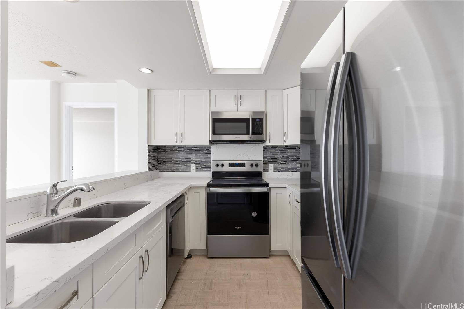 Uraku Tower Hawaii condo # 10C, Honolulu, Hawaii - photo 11 of 25