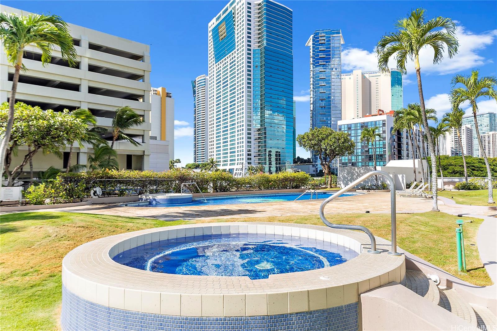 Uraku Tower Hawaii condo # 10C, Honolulu, Hawaii - photo 21 of 25